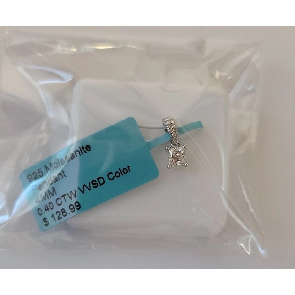 925 sterling silver moissanite pendant No‎ Chain NEW dainty Wedding 4mm .40ct